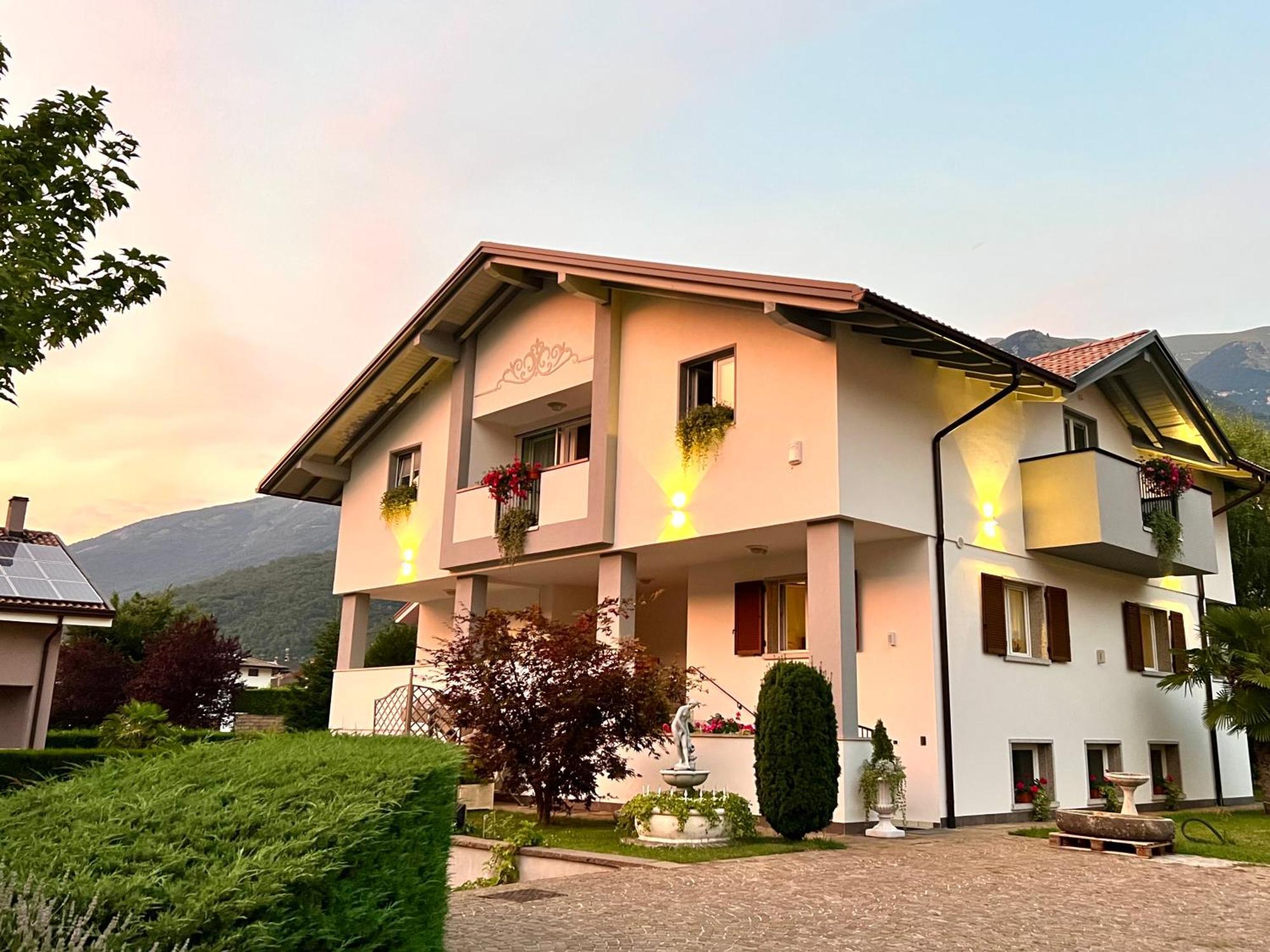La Finestra Sul Giardino - B&B Cavedine Ngoại thất bức ảnh